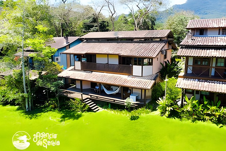 Aconchegante casa em cond. com piscina e sauna