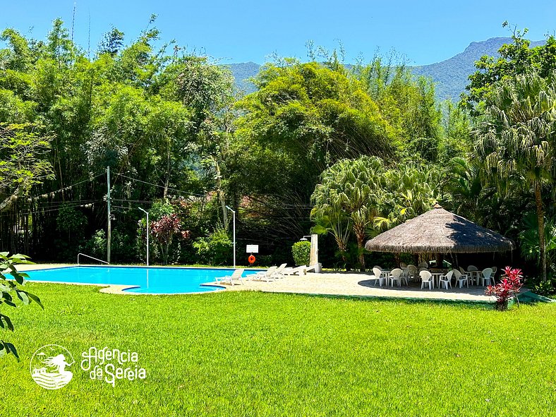 Aconchegante casa em cond. com piscina e sauna