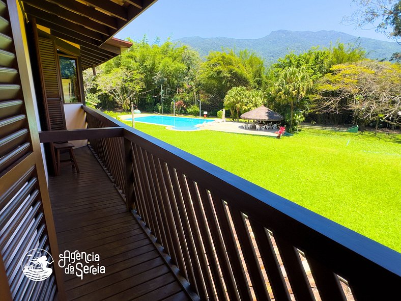 Aconchegante casa em cond. com piscina e sauna