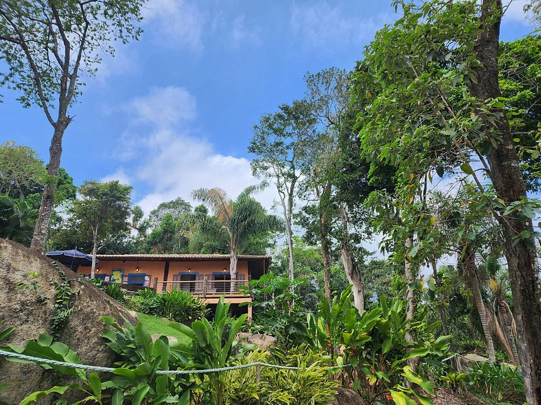 Bangalô Sol: refúgio c/ vista incrível em Ilhabela