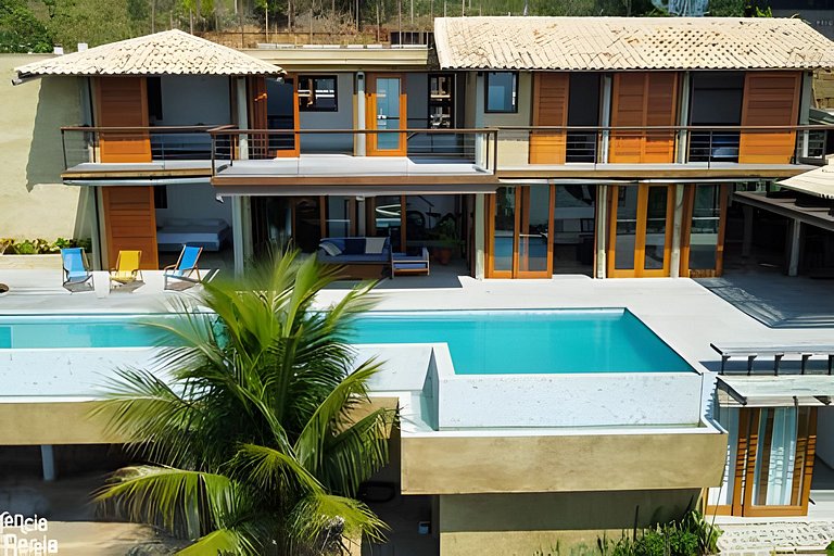 Casa c vista p/ o mar na praia da Armação Ilhabela