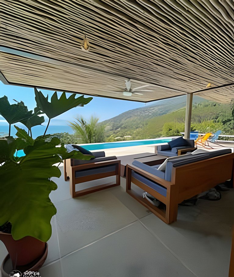 Casa c vista p/ o mar na praia da Armação Ilhabela