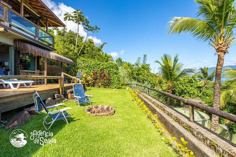 Casa em condomínio com vista para Ilha das Cabras