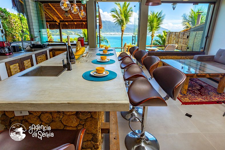 Casa em condomínio com vista para Ilha das Cabras