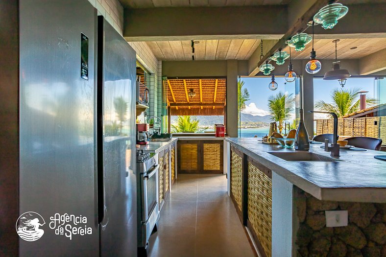 Casa em condomínio com vista para Ilha das Cabras