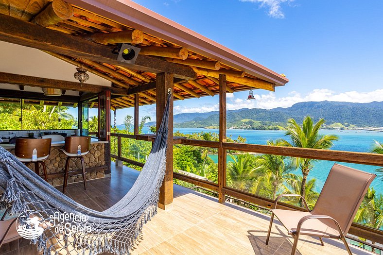 Casa em condomínio com vista para Ilha das Cabras