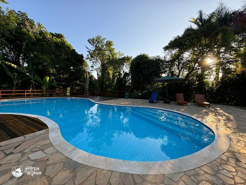 Casa em condomínio na parte sul de Ilhabela