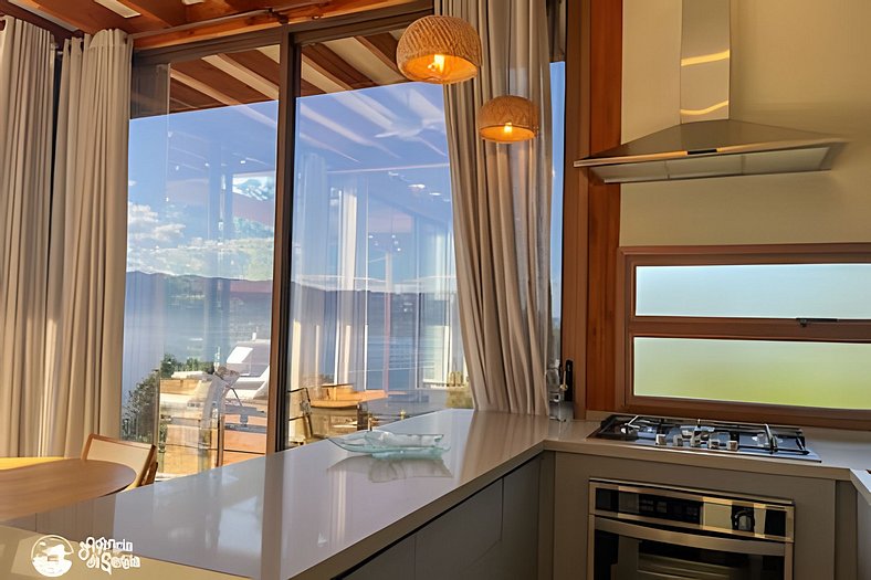 Casa moderna com vista mar panorâmica em Ilhabela