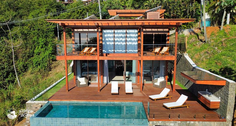 Casa moderna com vista mar panorâmica em Ilhabela