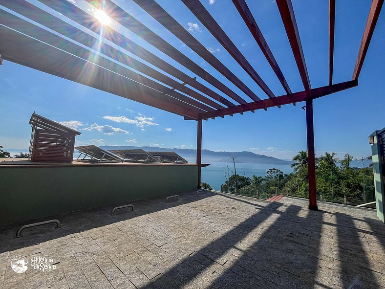 Casa moderna com vista mar panorâmica em Ilhabela