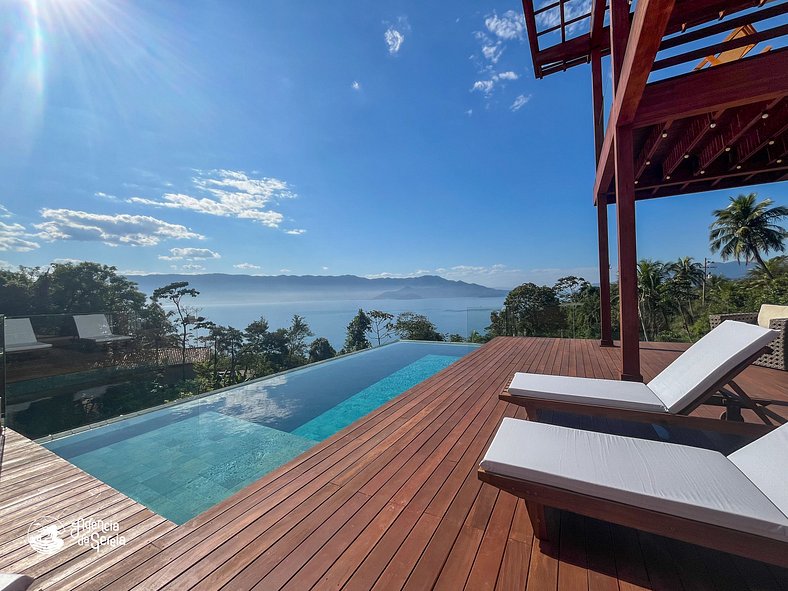 Casa moderna com vista mar panorâmica em Ilhabela