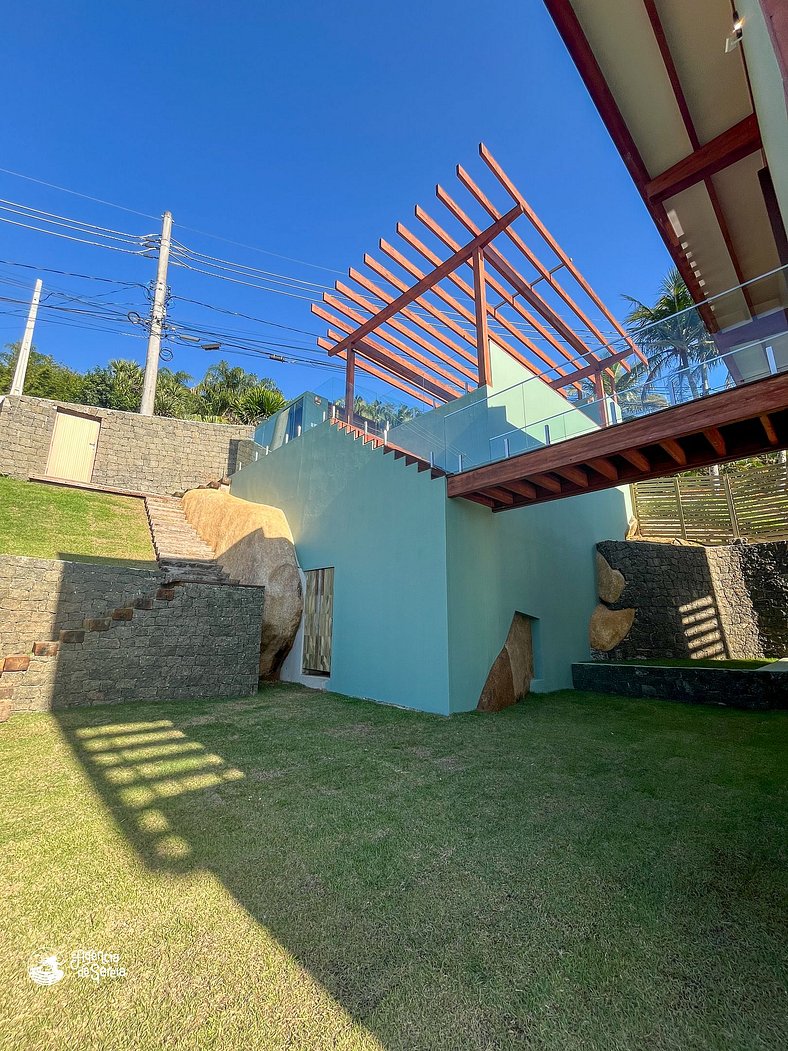 Casa moderna com vista mar panorâmica em Ilhabela