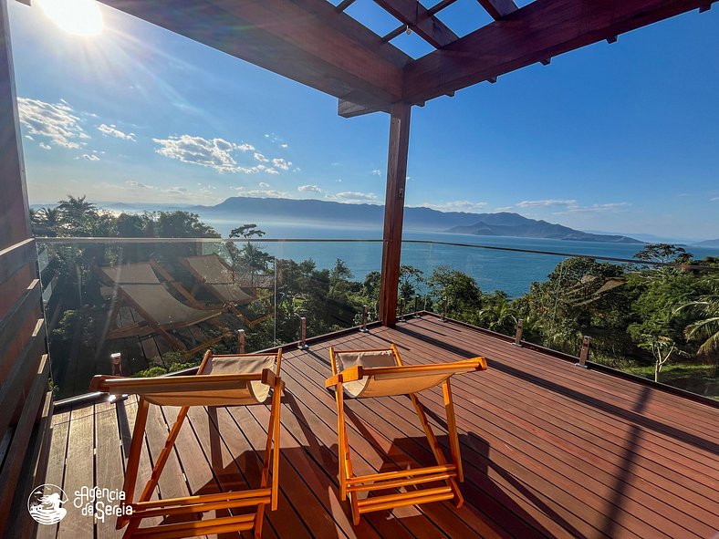 Casa moderna com vista mar panorâmica em Ilhabela