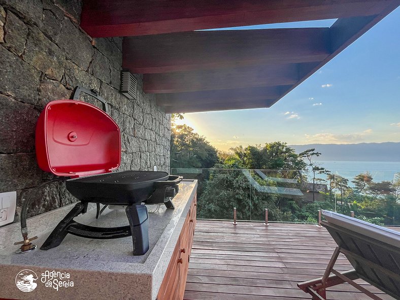 Casa moderna com vista mar panorâmica em Ilhabela