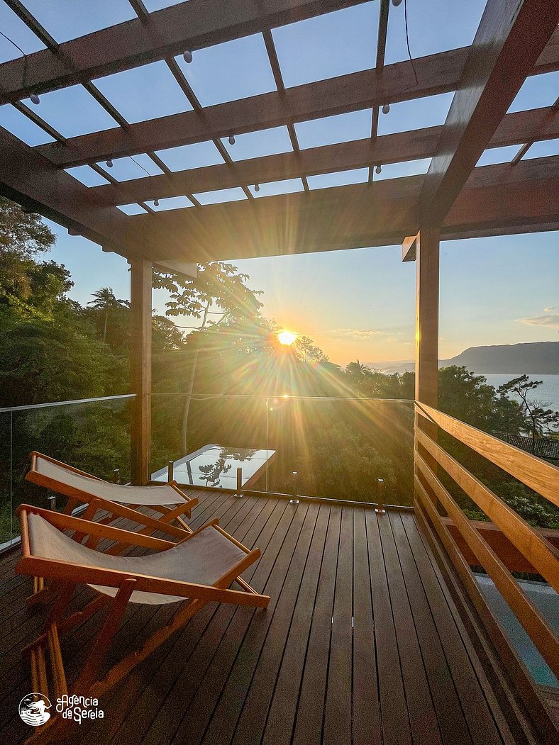 Casa moderna com vista mar panorâmica em Ilhabela