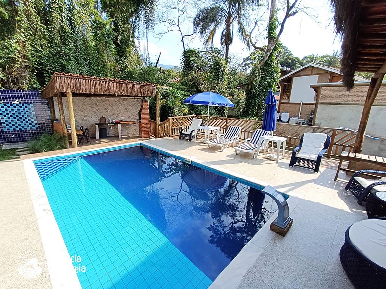 Chalé praia da Feiticeira c piscina compartilhada