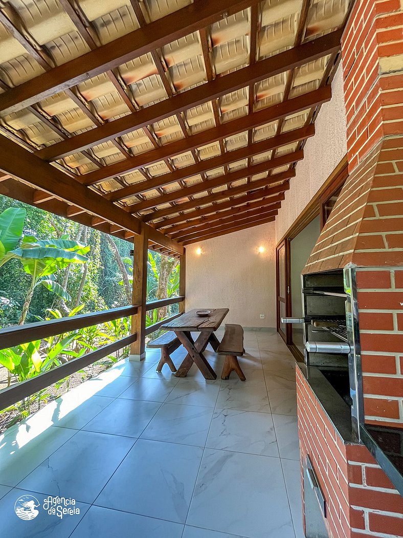 Linda casa perto da praia das Conchas em lhabela