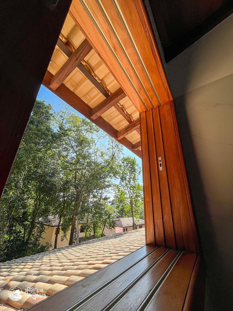 Linda casa perto da praia das Conchas em lhabela