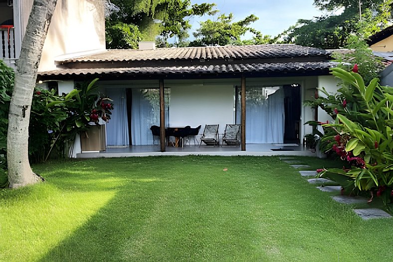 Lindo loft a 300m da praia do Perequê em Ilhabela