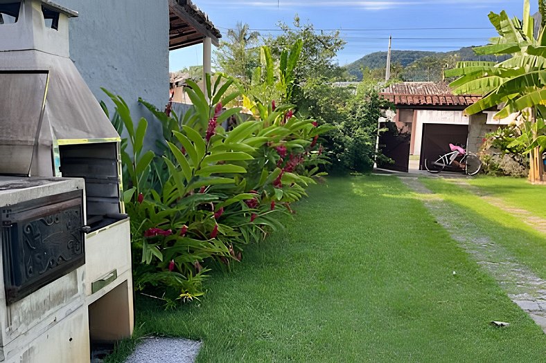 Lindo loft a 300m da praia do Perequê em Ilhabela