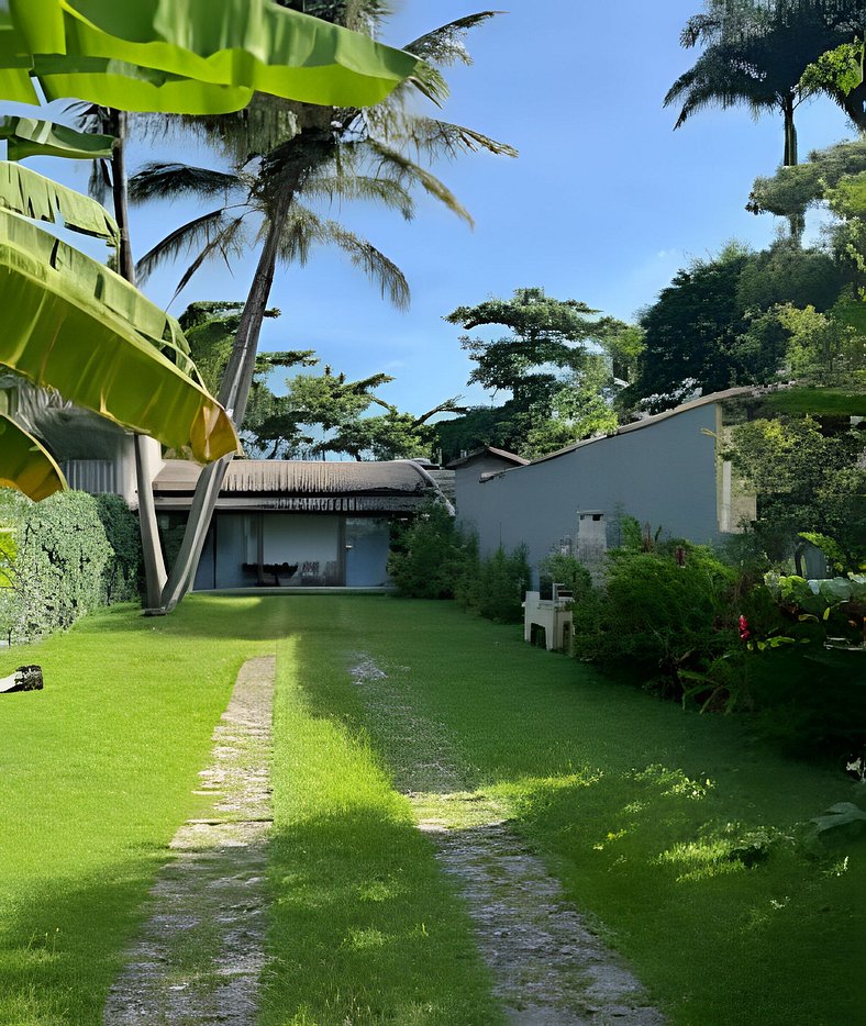 Lindo loft a 300m da praia do Perequê em Ilhabela