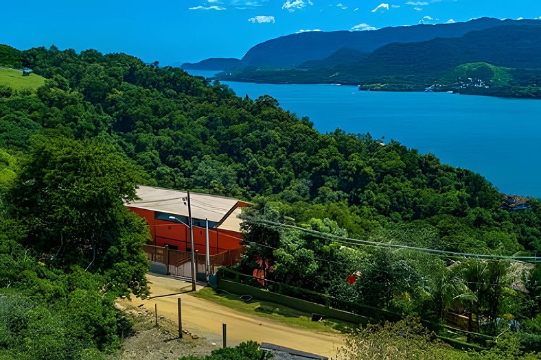 Studio moderno para casais no Mirante da Sereia